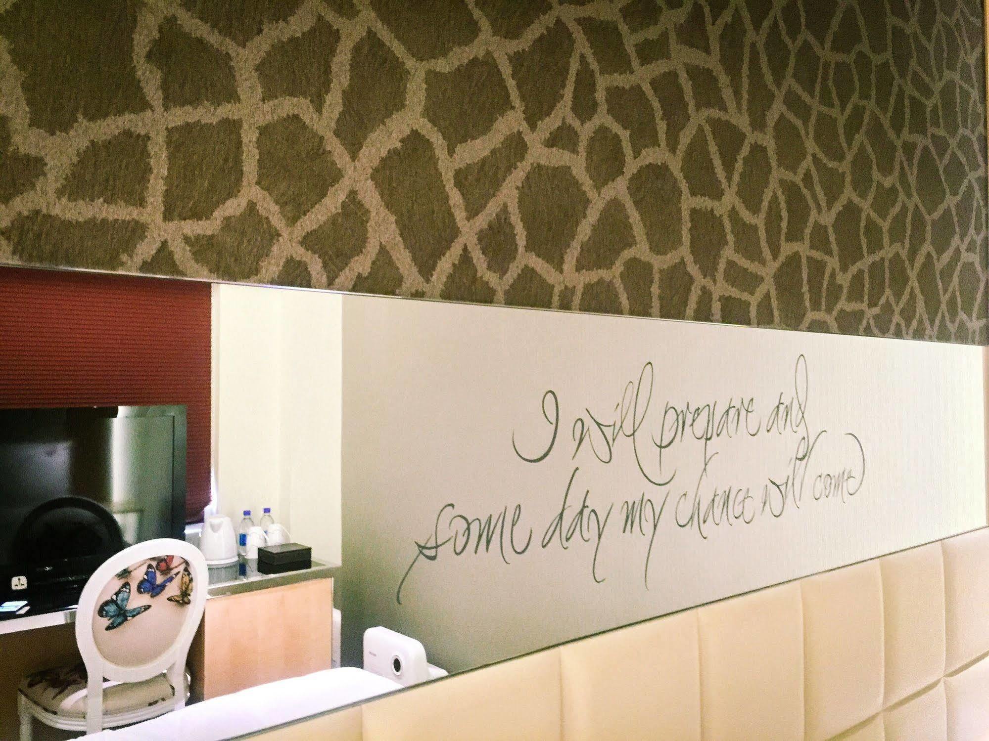 Butterfly On Victoria Boutique Hotel Causeway Bay  Екстер'єр фото